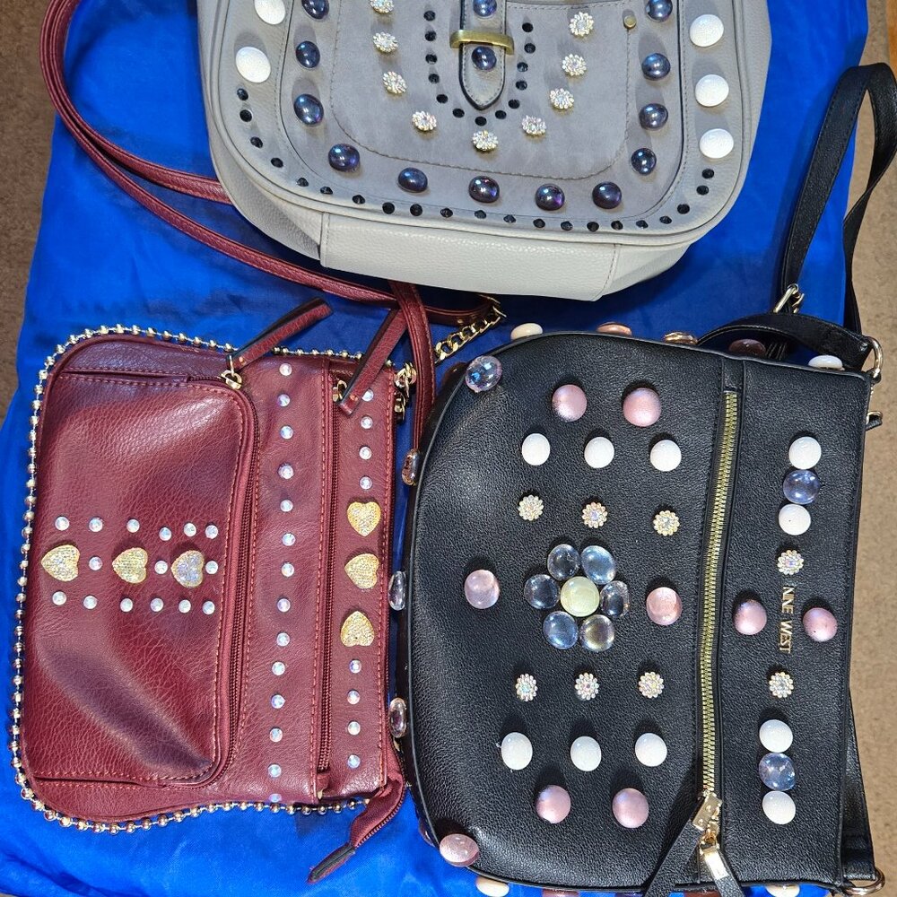Like New  Vintage Crossbody bags.